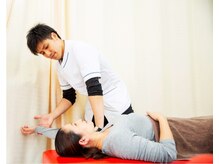 よつば鍼灸整骨院 神辺院の雰囲気(症状をしっかり伺い一人一人にあった施術を行います♪)