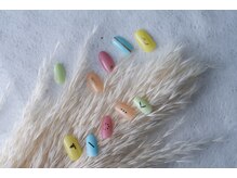 ツメトトノウ/2022四季_秋ネイル-虹蔵不見-