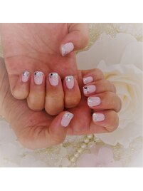 ホロのキラキラフレンチネイル