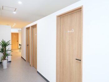 セルフメイド 東大阪店(SELFMADE)/セルフ脱毛用の個室は全3室♪