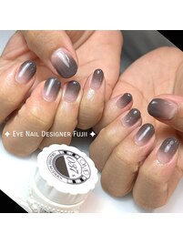 グレーグラデーションネイル
