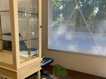 ネイルカラー つくば(NAIL KOLOR)の写真/【高技術×豊富なデザイン】トレンド意識の個性派ネイル,シンプルニュアンスも人気!上品なツヤ感でモチも◎