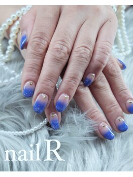 ネイルアール(nail R)/ブルーのグラデーションネイル♪
