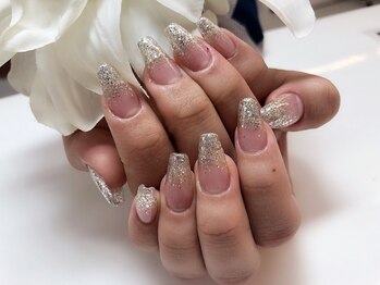 ルアナネイルナゴヤ(LUANA nail nagoya)/ギラギラグラデーション
