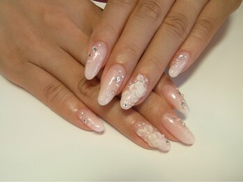 人気のブライダルデザイン