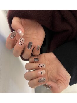 イル(iLL)/monthly design