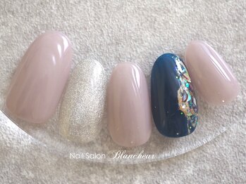 ネイルサロン ブランシュール(Nail Salon Blancheur)/秋時雨