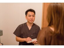 黒田鍼灸治療院の雰囲気（お悩みや状態を丁寧に伺い身体を評価した上で施術を行います）