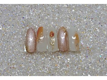 フィール(Feel)/チューリップネイル