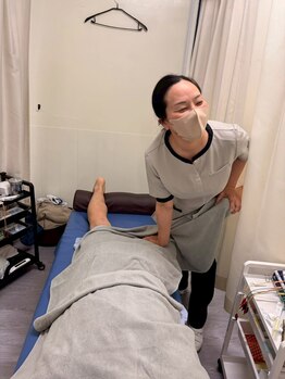 エウーゴ整骨院/ロングヘアが素敵な稲永先生☆