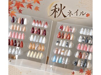 レア(rea)の写真/＊秋冬ネイル追加＊肌を綺麗に魅せるカラーやトレンドデザインで、人と被らない洗練された指先に♪
