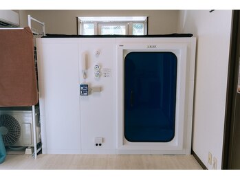 エリシオン(ELYSION)の写真/首肩の悩みにカッピング整体とストレッチ！酸素カプセルでリンパドレナージュも体験♪