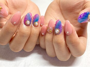 サロンドフォーエイチ(salon de 4H)/人魚の鱗