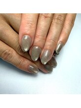 パダアット ヴァラネイル 天神南店(PADA at VALLANAIL)/マグネットネイル/ワンカラー