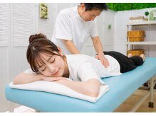 整体院 ユラカの雰囲気(明るい店内でリラックスして整体を受けて頂けます♪)