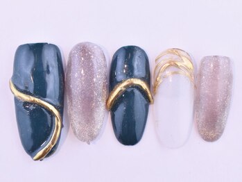 フォア ネイル(FOI NAIL)/