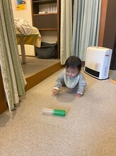 子育てママの整体サロン/施術中のお子様の様子
