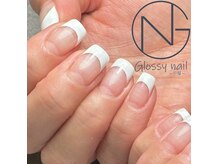 グロッシー ネイル 爪屋(Glossy nail)の雰囲気（期待を裏切らない、王道フレンチネイル♪迷ったときはコレ！）