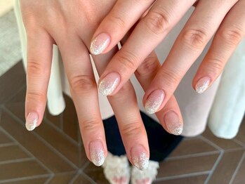 アイネイルズ 三宮店(I nails)/シルバーラメグラデ¥6100