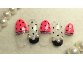 ガーリーネイル