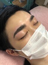 パレス(PALACE)/メンズ！ハリウッドブロウリフト