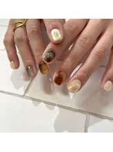 カミナネイル(KAMINA.nail)/ひまわり色