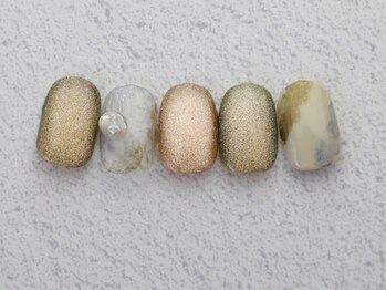 ディー ネイル アイラッシュ ヤバ(DEE nail×eyelash yaba)/A-39 90分アートフリー