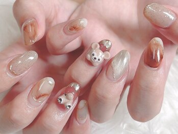 トイロ 西院店(TOIRO)/ブラウン秋ネイル