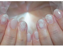 経験豊富なネイリストが丁寧に施術しお好みのデザインを再現！