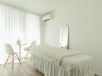 エクリ(ECRI)/覚王山の完全個室｜施術ROOM