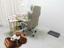 【ネイルサロン】のみワンちゃんとご一緒にご来店可能です◎