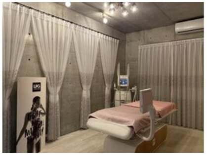 イスタナ ロゼの写真