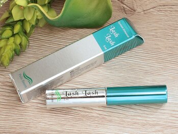 クィーンリッチ(Queen-Rich)/どこにもない!【まつ毛美容液】