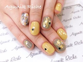 【ホワイトべっ甲ネイル】