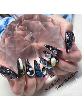 エヌエービー(N.A.B.)/個性的ネイル