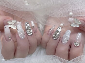 ククネイル(KuKunail)の写真/周りと差をつけられる！豊富なカラーとパーツでワンランク上のお手元へ☆低単価×高技術で圧倒的満足度◎
