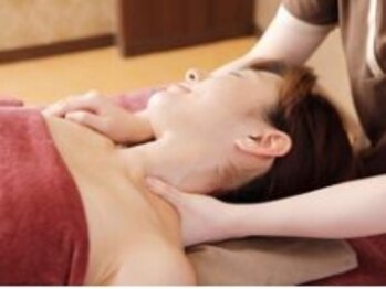 アスカクリニカルサロンの写真/肩こり、肩甲骨はがし、腰の疲れ、足のむくみ、頭痛、目の疲れ、自律神経調整、ホルモンバランス調整ほか