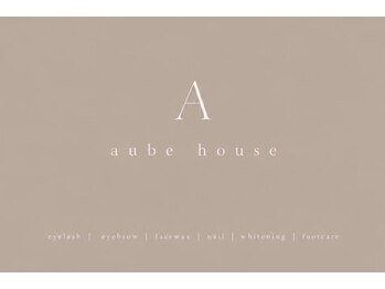 aube house【まつげパーマ/アイブロウ/ネイル/ホワイトニング】の写真/根元からグッと立ち上げるまつパ！マツエクのようにカール感をご選択可能◎自然でナチュラルな仕上がりに♪