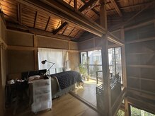 上目黒美容室ノ上の雰囲気（緑道沿いにあります。空間、技術を是非ご体験ください。）