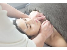 ミレット(Miretto)/デコルテマッサージ