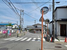 トト 湘南/【目印2】直進して八松小学校前