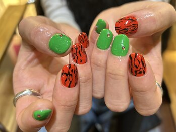 ハンドフィッシュ(handfish)/個性派アートネイル