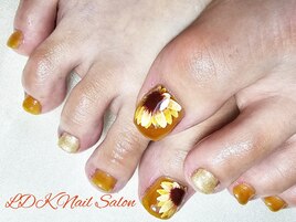 ひまわりネイル