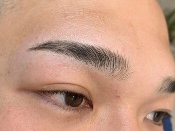 ニカ(nIka)/眉毛WAX脱毛×眉毛パーマ
