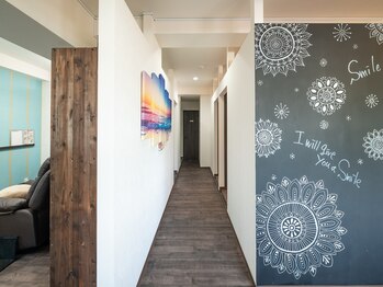 イーデザイン ネイル(E.design.Nail)/店内の廊下