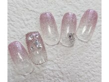 ネイルサロンピオニー(peony)の雰囲気（【アートセットＢ¥7500】シンプルだけど華のあるデザイン♪）