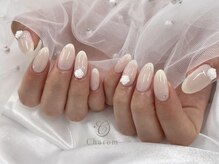 チャロム(Charom)/ホワイトローズネイル