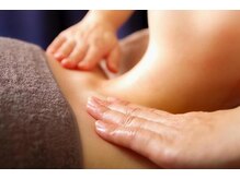 バリニーズサロン波音の雰囲気（日常から一度、降りるために心ほどける施術だけを。）