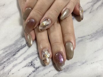ネイルアトリエルカ(nail atelier LUCA)/W-457 ブラウンニュアンスネイル