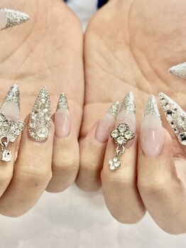 キャッツアイ(cat's eye)の写真/《大人可愛いデザイン豊富！》美フォルムにこだわった長さだしで綺麗な指先へ♪あたなの理想を叶えます◎